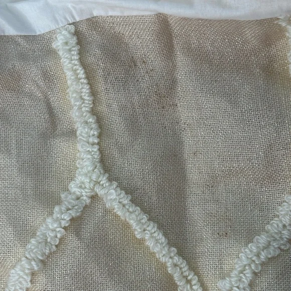 Pottery Barn Kids Luxury Crib Skirt - Picture 5 of 8